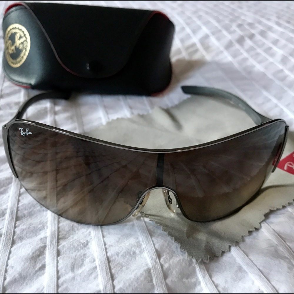 Ray-Ban Sunglasses